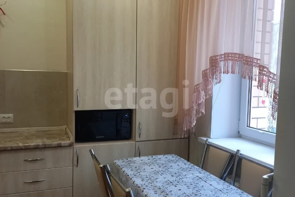 Продаётся 2-комнатная квартира, 58 м²