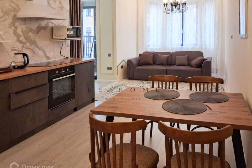 Сдаётся 1-комнатная квартира, 50 м²