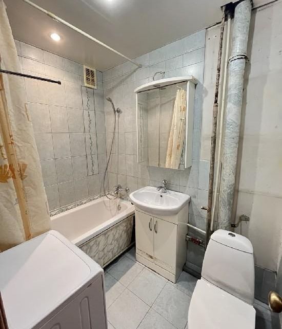 Продаётся 3-комнатная квартира, 58 м²