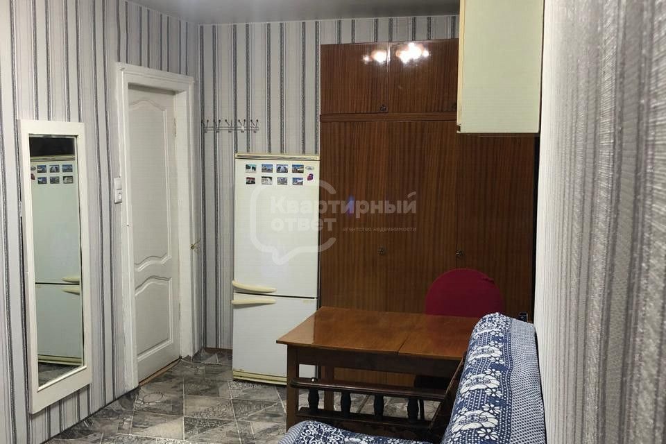 Продаётся комната в 2-комн. квартире, 13.3 м²