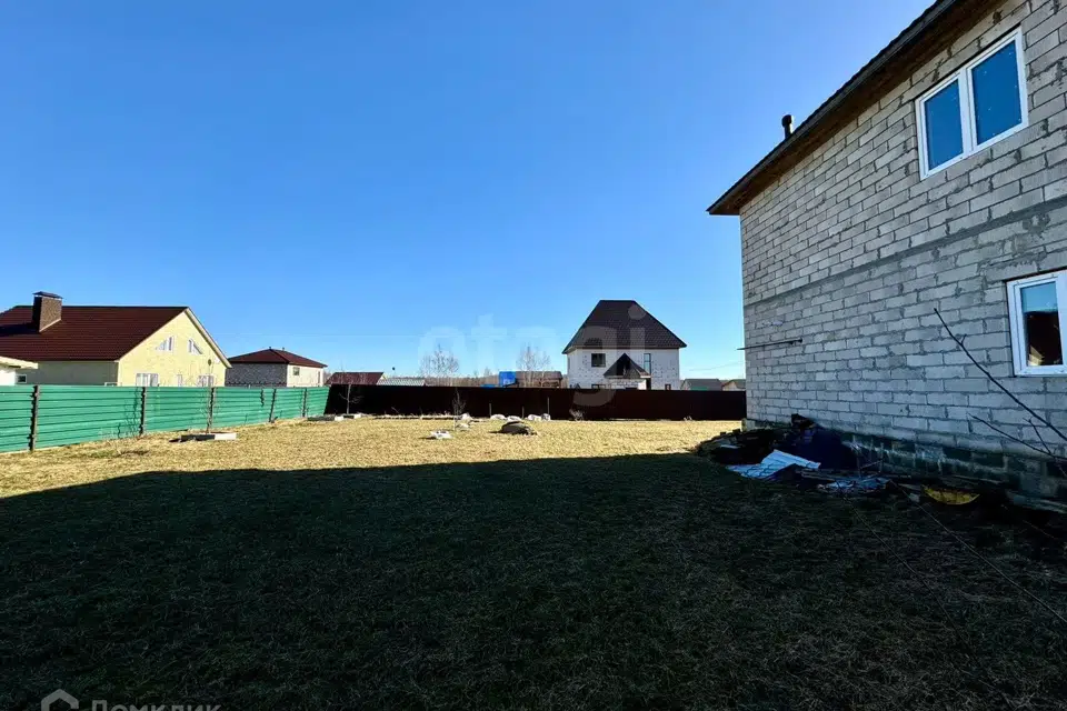 Продаётся 2-этажный дом, 180 м²