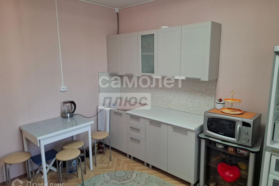 Продаётся комната в 1-комн. квартире, 10.9 м²
