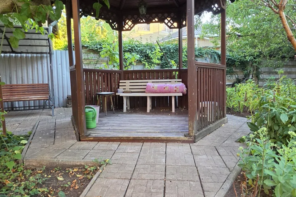 Продаётся 3-этажный дом, 396.6 м²
