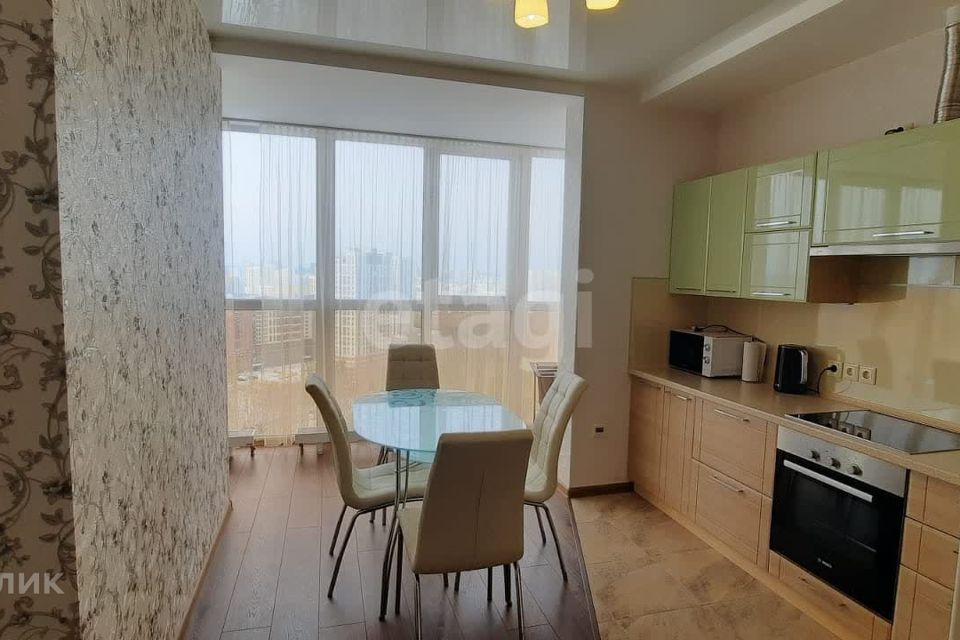 Продаётся 1-комнатная квартира, 49.6 м²