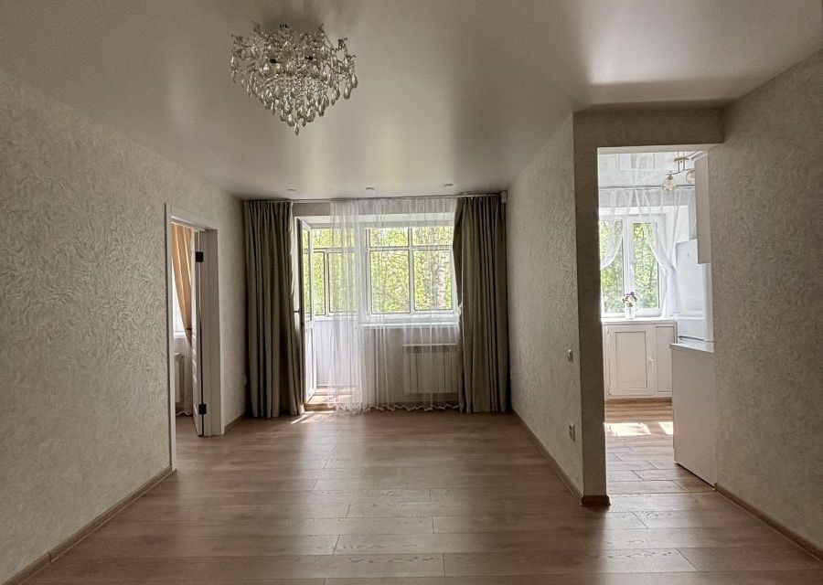 Продаётся 3-комнатная квартира, 56.2 м²