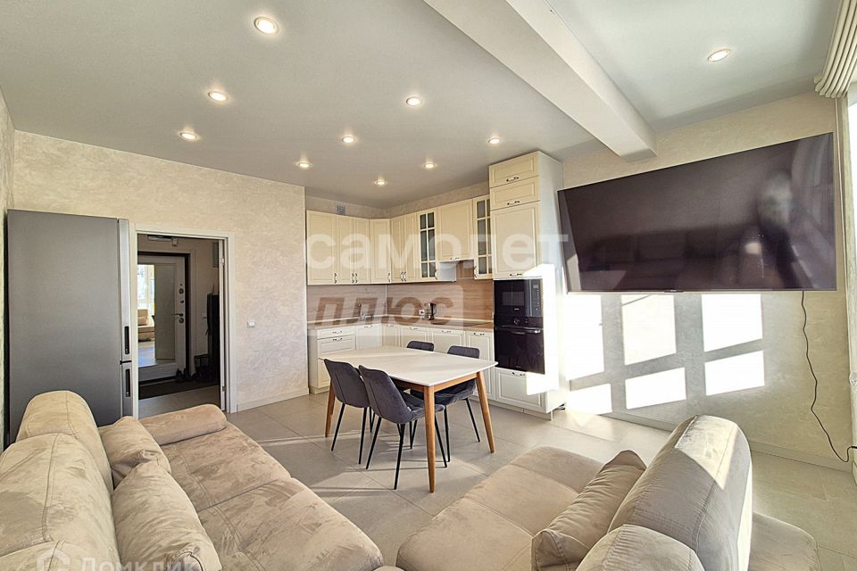 Продаётся 3-комнатная квартира, 103.9 м²