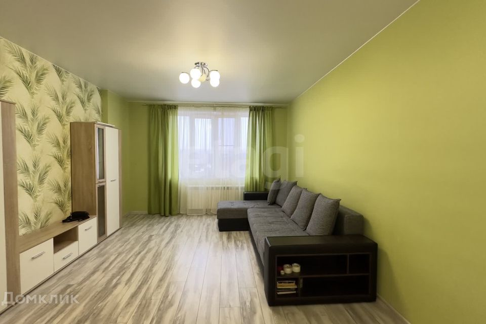 Продаётся 1-комнатная квартира, 42.1 м²