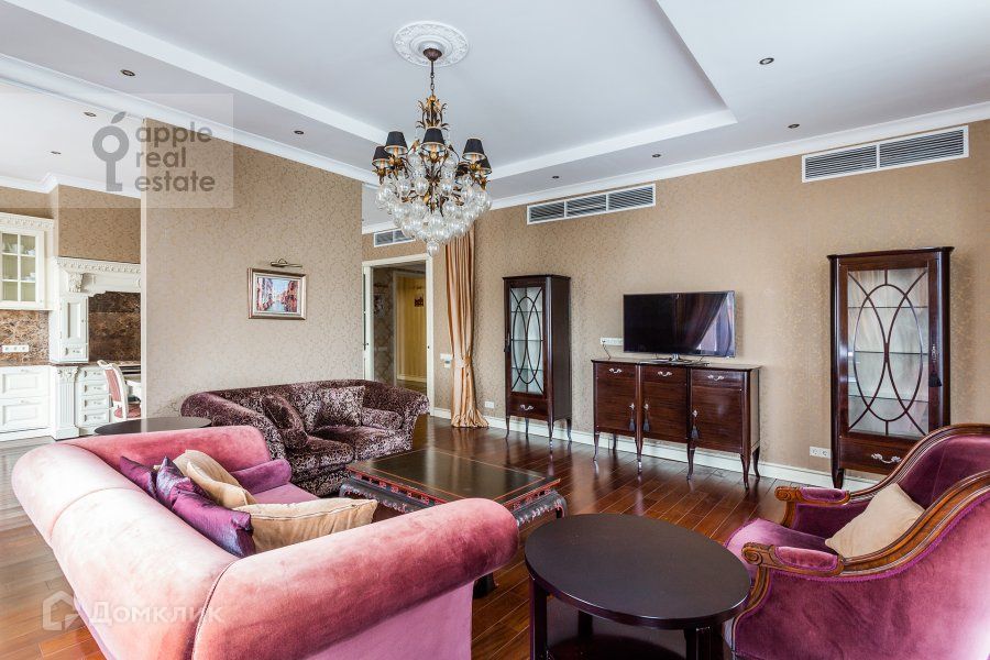 Сдаётся 5-комнатная квартира, 220 м²