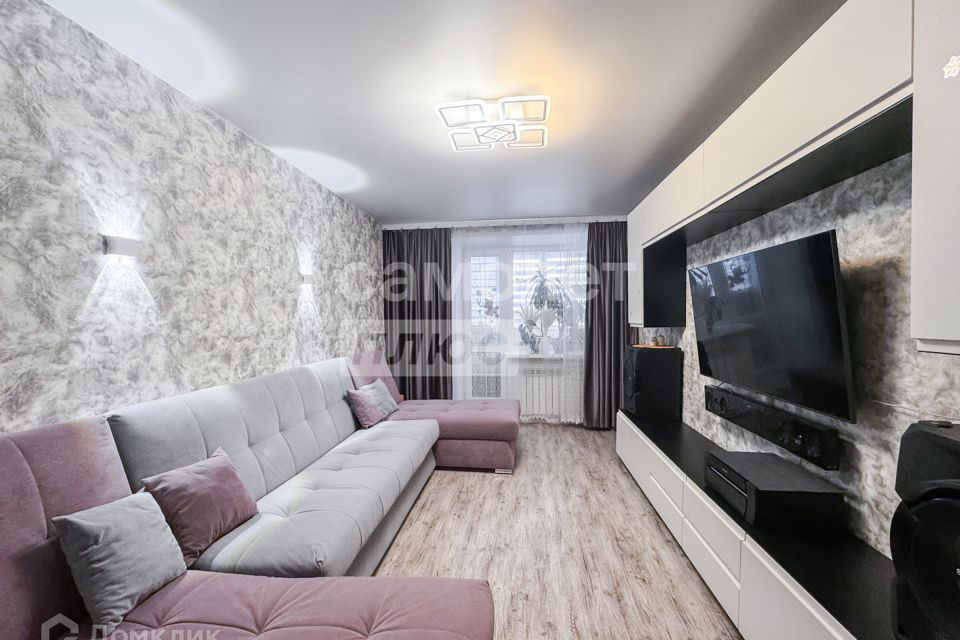 Продаётся 3-комнатная квартира, 59.7 м²