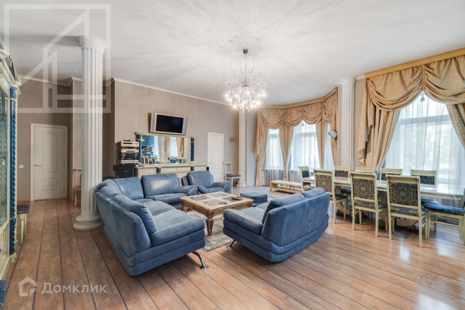 Сдаётся 5-комнатная квартира, 165 м²