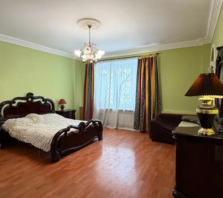 Продаётся 3-комнатная квартира, 91 м²