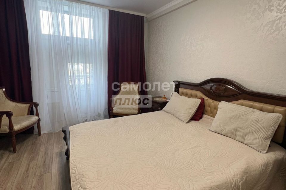 Продаётся 2-комнатная квартира, 56 м²