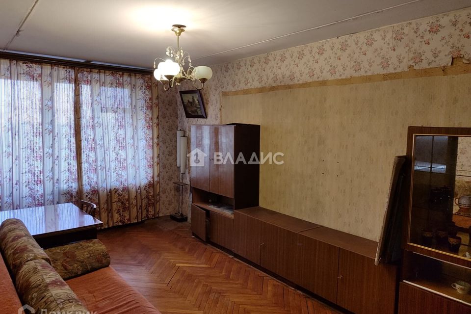 Продаётся 3-комнатная квартира, 57.2 м²