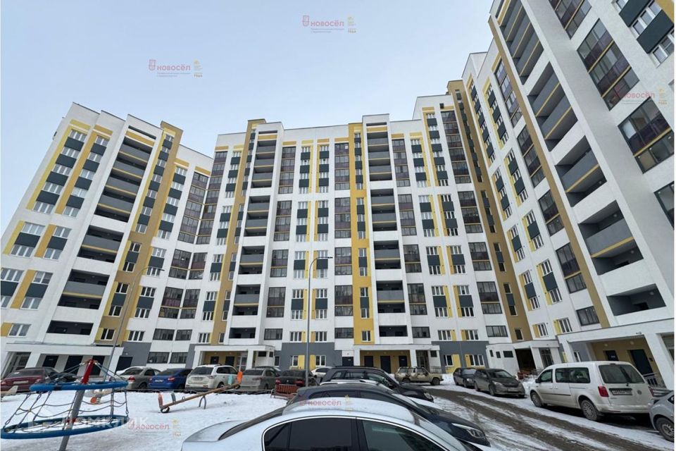 Продаётся 1-комнатная квартира, 38 м²