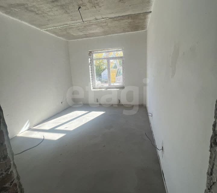 Продаётся 3-комнатная квартира, 81.8 м²