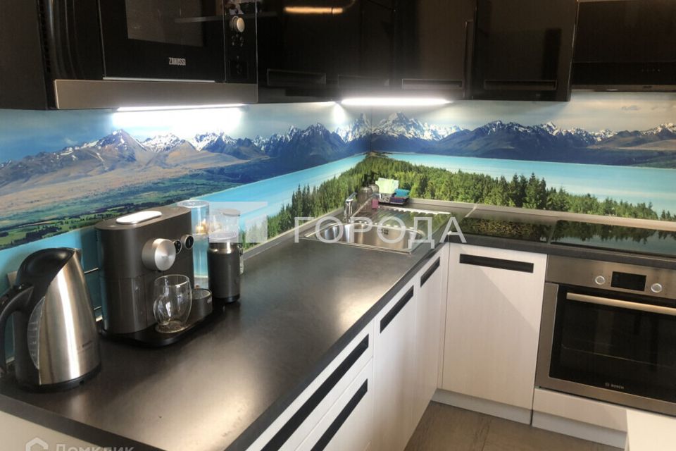 Продаётся 3-комнатная квартира, 79 м²