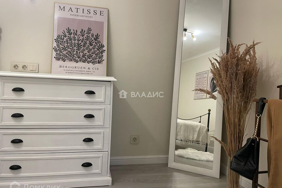 Продаётся 3-комнатная квартира, 57 м²