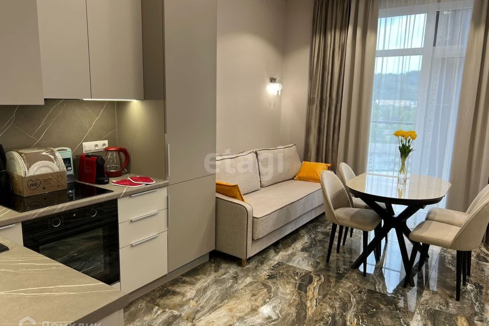 Продаётся 2-комнатная квартира, 84 м²