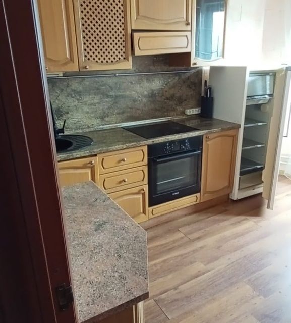 Сдаётся 2-комнатная квартира, 56 м²