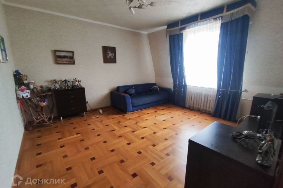 Продаётся 4-комнатная квартира, 100.7 м²