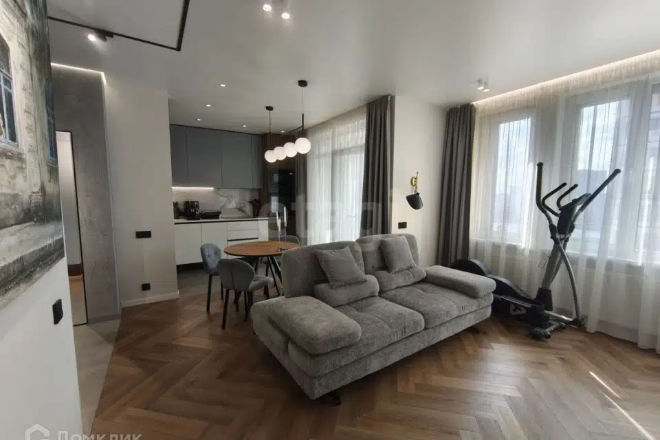 Продаётся 2-комнатная квартира, 53 м²