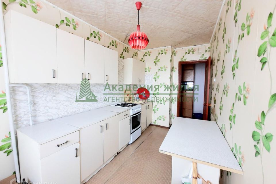 Продаётся 3-комнатная квартира, 64.1 м²
