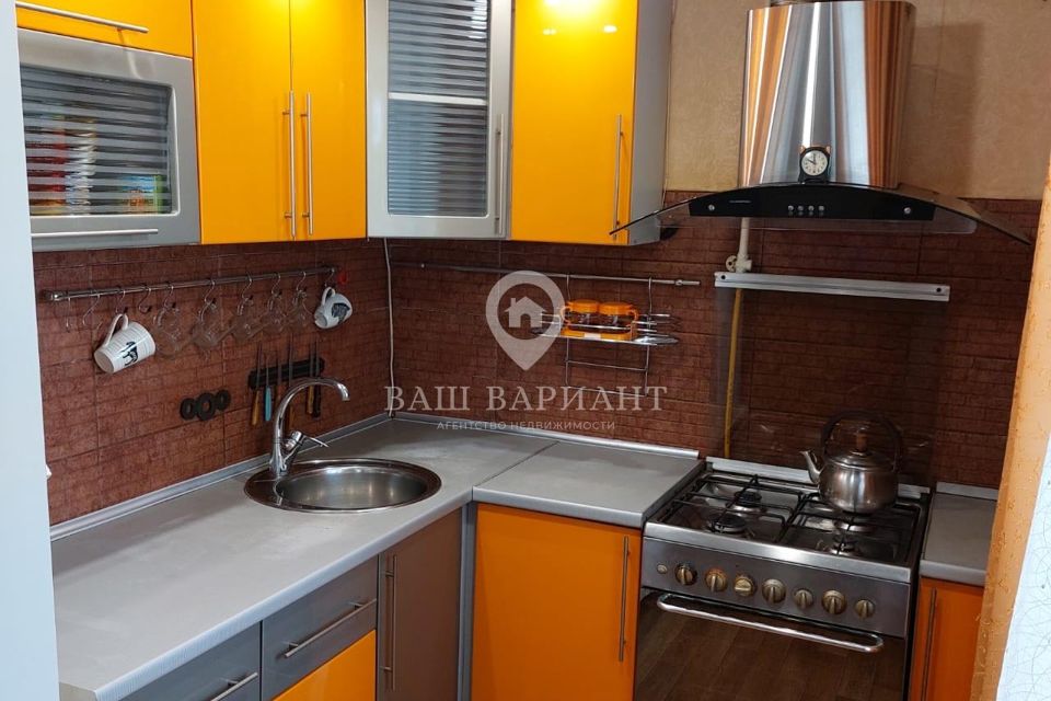 Сдаётся 3-комнатная квартира, 57 м²