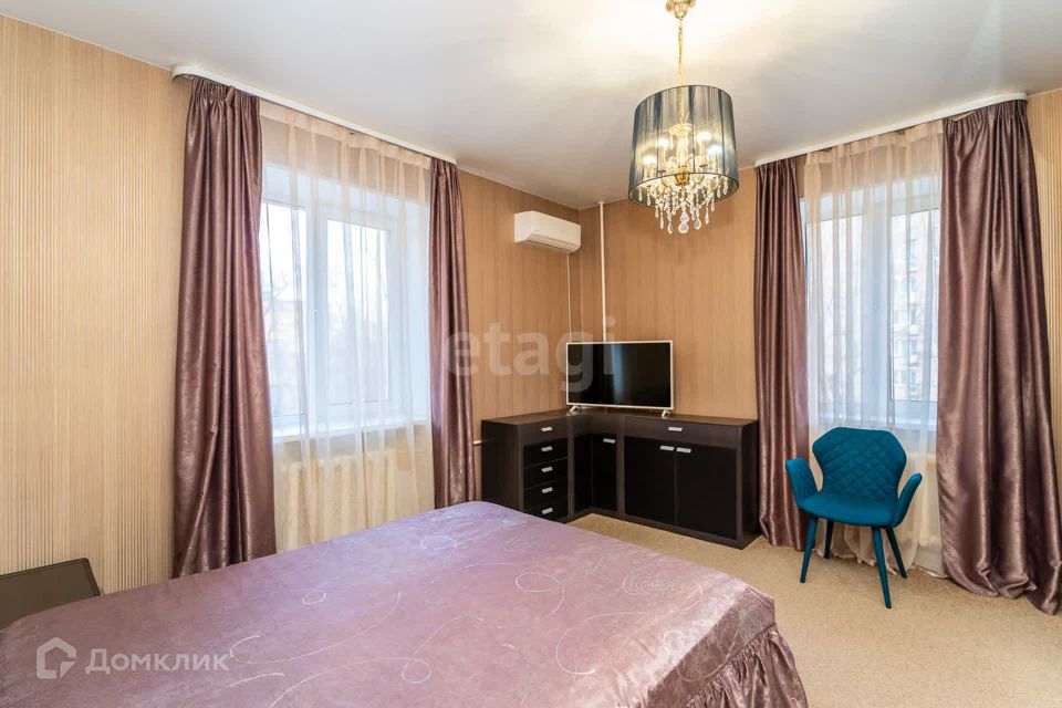 Продаётся 2-комнатная квартира, 60.2 м²