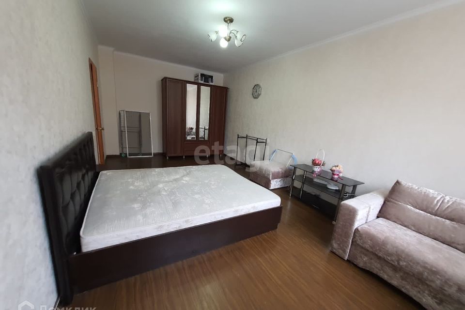 Продаётся 1-комнатная квартира, 47 м²