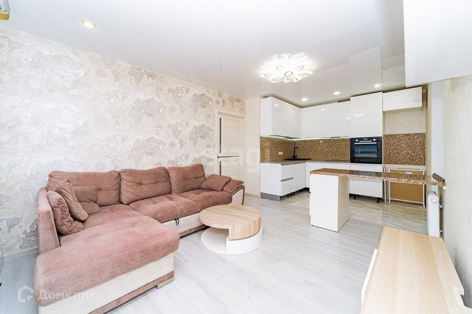 Продаётся 3-комнатная квартира, 80 м²