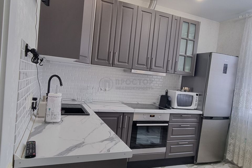 Продаётся 1-комнатная квартира, 38 м²