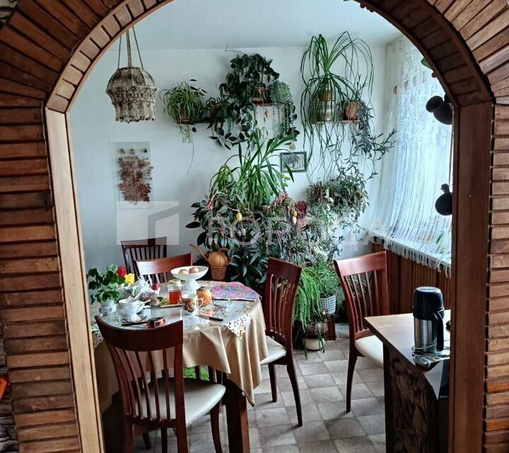 Продаётся 5-комнатная квартира, 89.4 м²