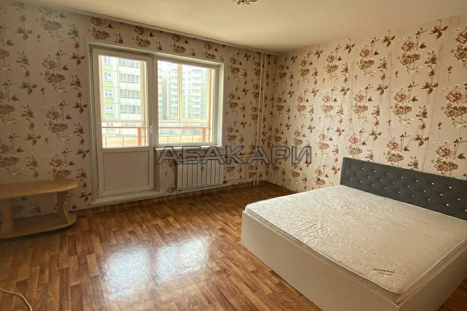 Сдаётся 1-комнатная квартира, 42 м²