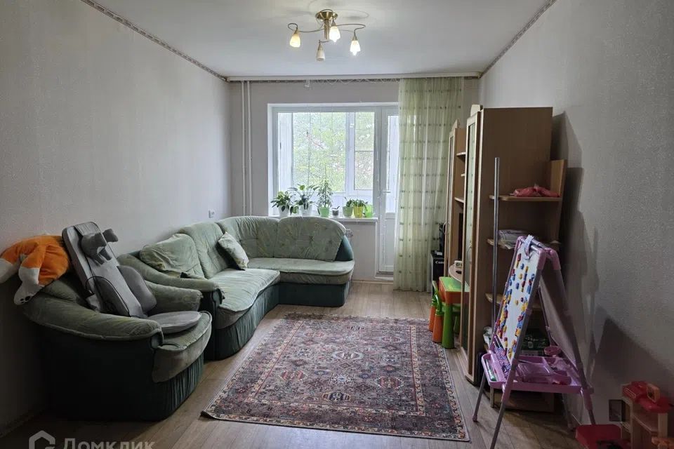Продаётся 3-комнатная квартира, 62.3 м²