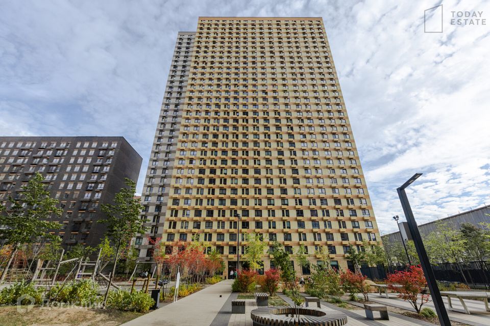 Продаётся 3-комнатная квартира, 97.3 м²