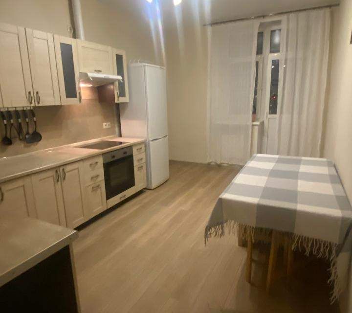 Продаётся 1-комнатная квартира, 48.7 м²