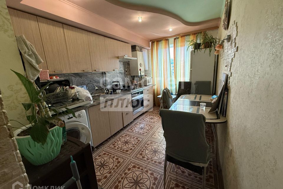 Продаётся 3-комнатная квартира, 72 м²