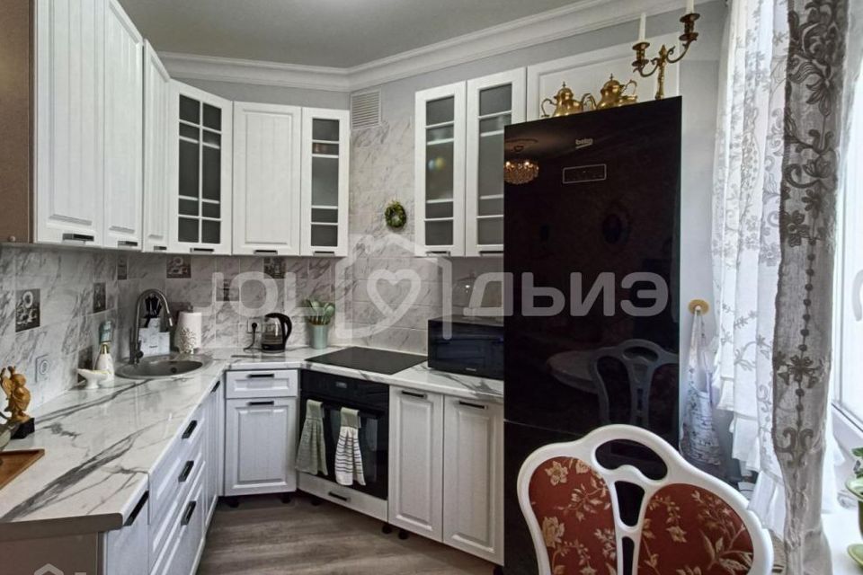 Продаётся 1-комнатная квартира, 45.8 м²
