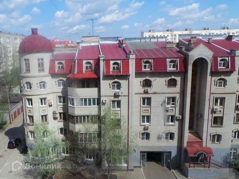 Продаётся 4-комнатная квартира, 168 м²