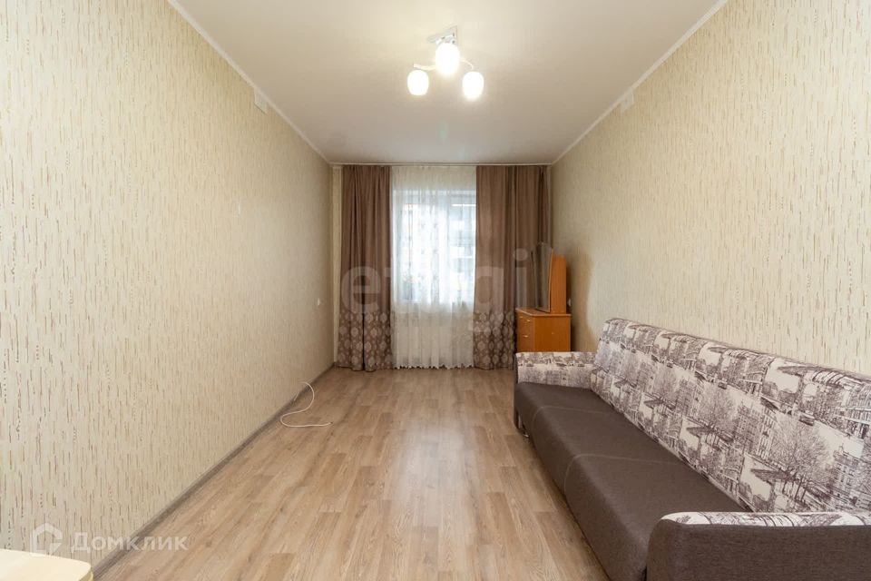Продаётся 1-комнатная квартира, 40.7 м²