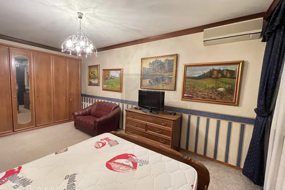 Продаётся 4-комнатная квартира, 100.5 м²