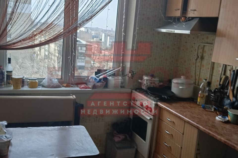 Продаётся 3-комнатная квартира, 72 м²