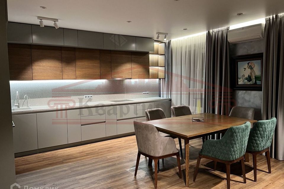 Сдаётся 4-комнатная квартира, 90 м²