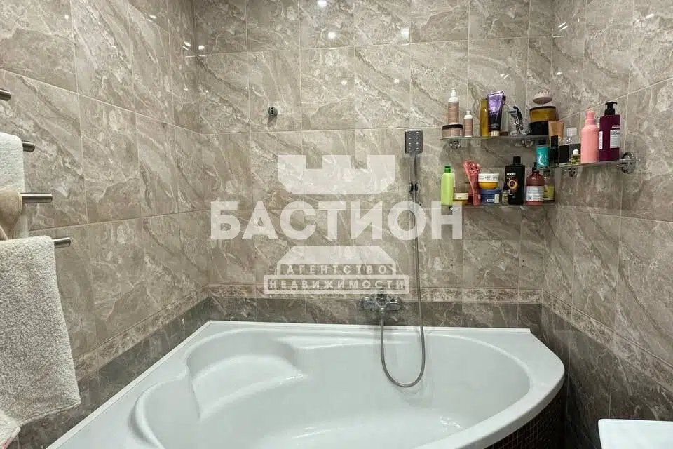 Продаётся 3-комнатная квартира, 75 м²