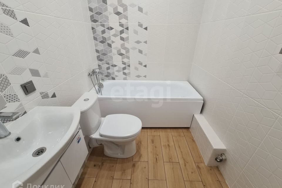 Продаётся 1-комнатная квартира, 37.4 м²
