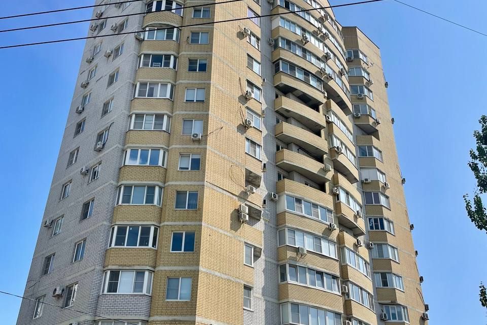 Продаётся 1-комнатная квартира, 53.3 м²