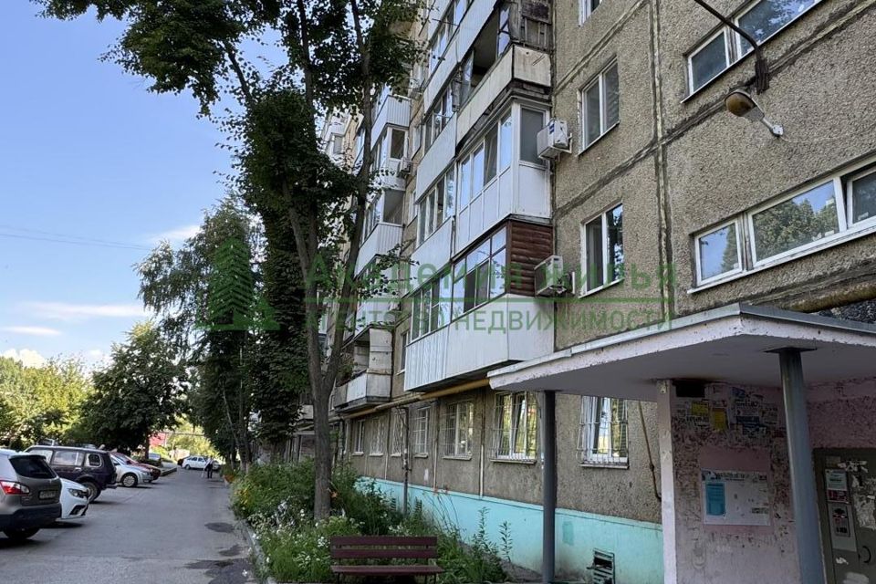 Продаётся 3-комнатная квартира, 56.5 м²
