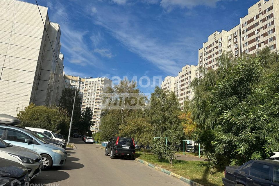 Сдаётся 4-комнатная квартира, 99.8 м²