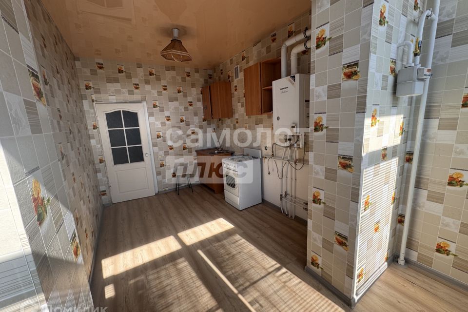 Продаётся 1-комнатная квартира, 38 м²