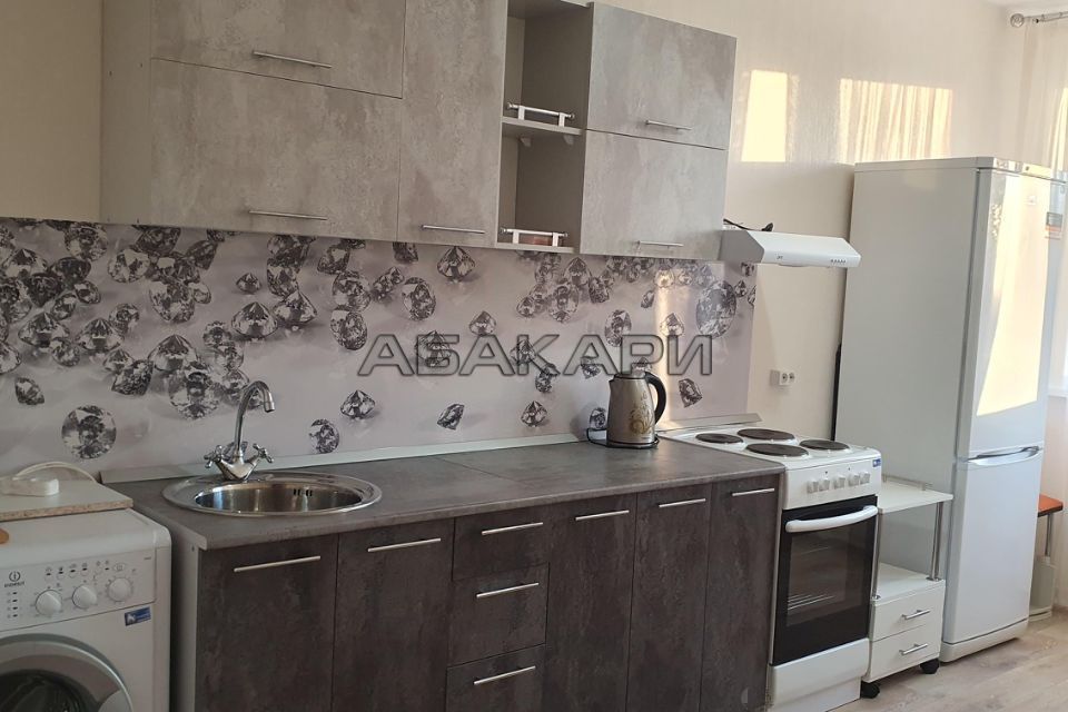 Сдаётся 3-комнатная квартира, 76 м²